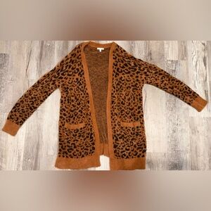 Women's Fuzzy Leopard Print Cardigan Size Large